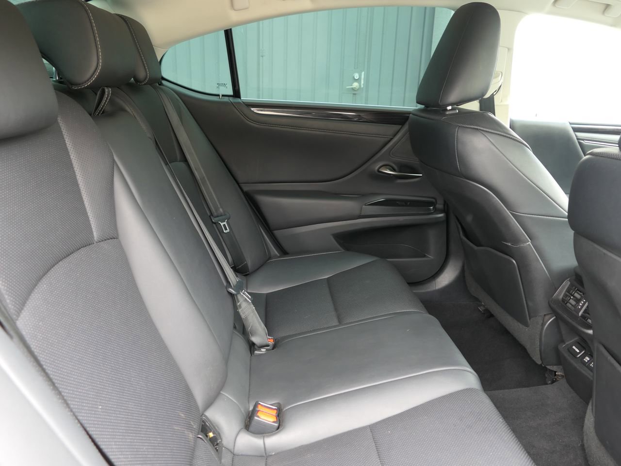Used 2020 Lexus ES 350 w/ Premium Package FWD image 26