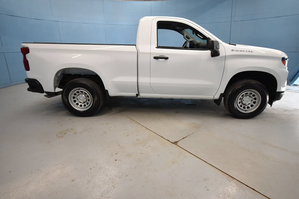 Used 2025 Chevrolet Silverado 1500 W/T w/ Trailering Package AWD/4WD image 33