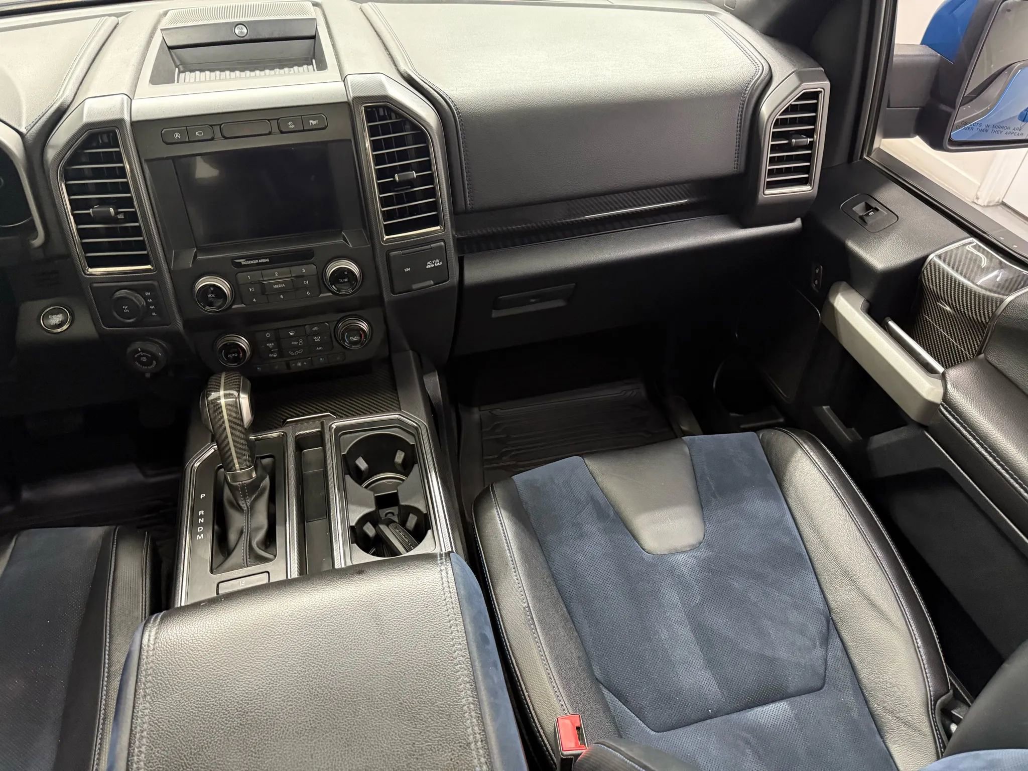 Used 2019 Ford F150 Raptor w/ Equipment Group 802A Luxury image 38