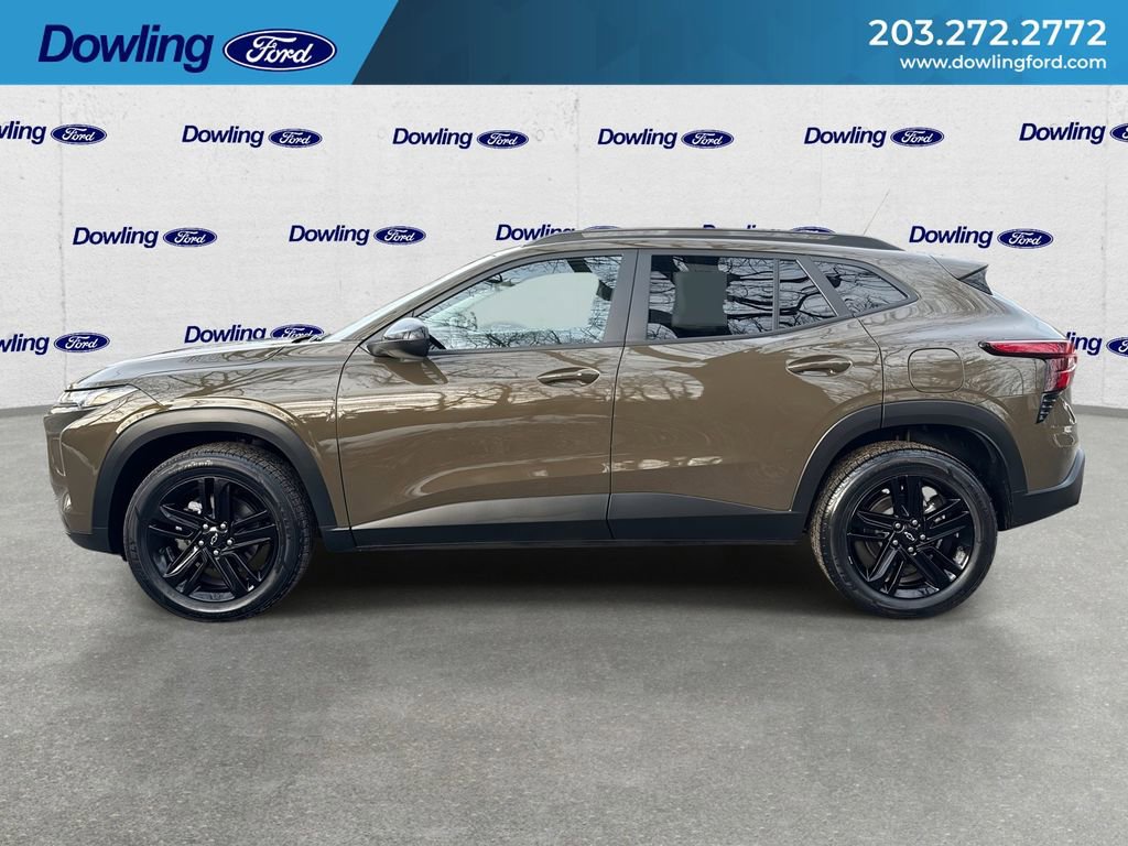 Used 2024 Chevrolet Trax ACTIV w/ Sunroof Package image 5