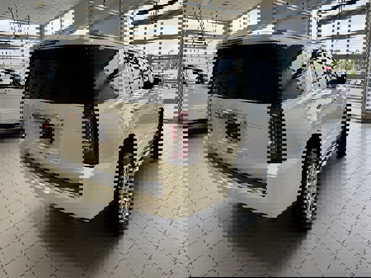 Used 2015 GMC Yukon Denali w/ Touring Package image 8