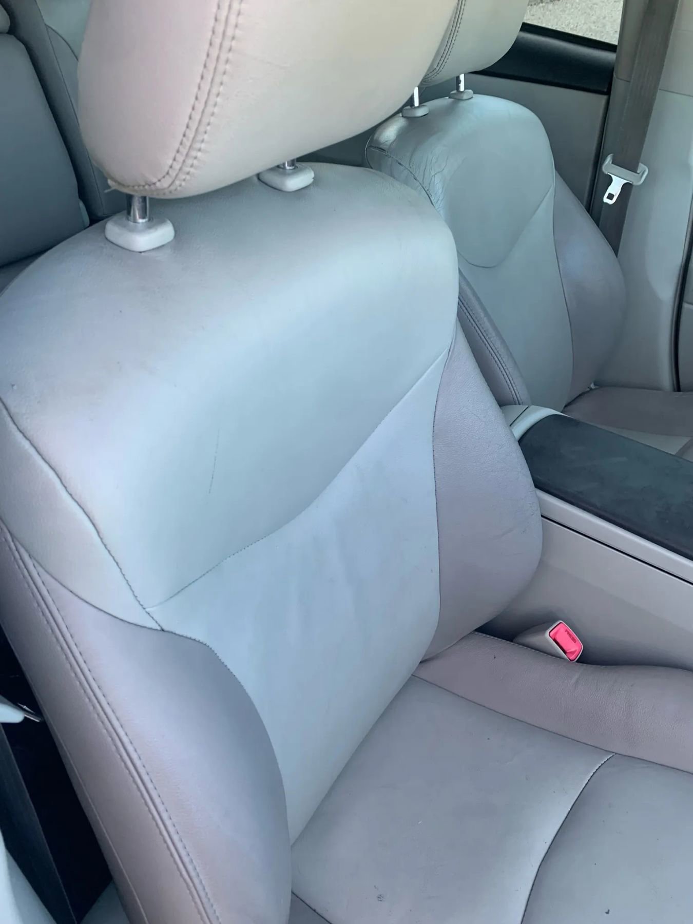 Used 2014 Toyota Prius V Five image 12