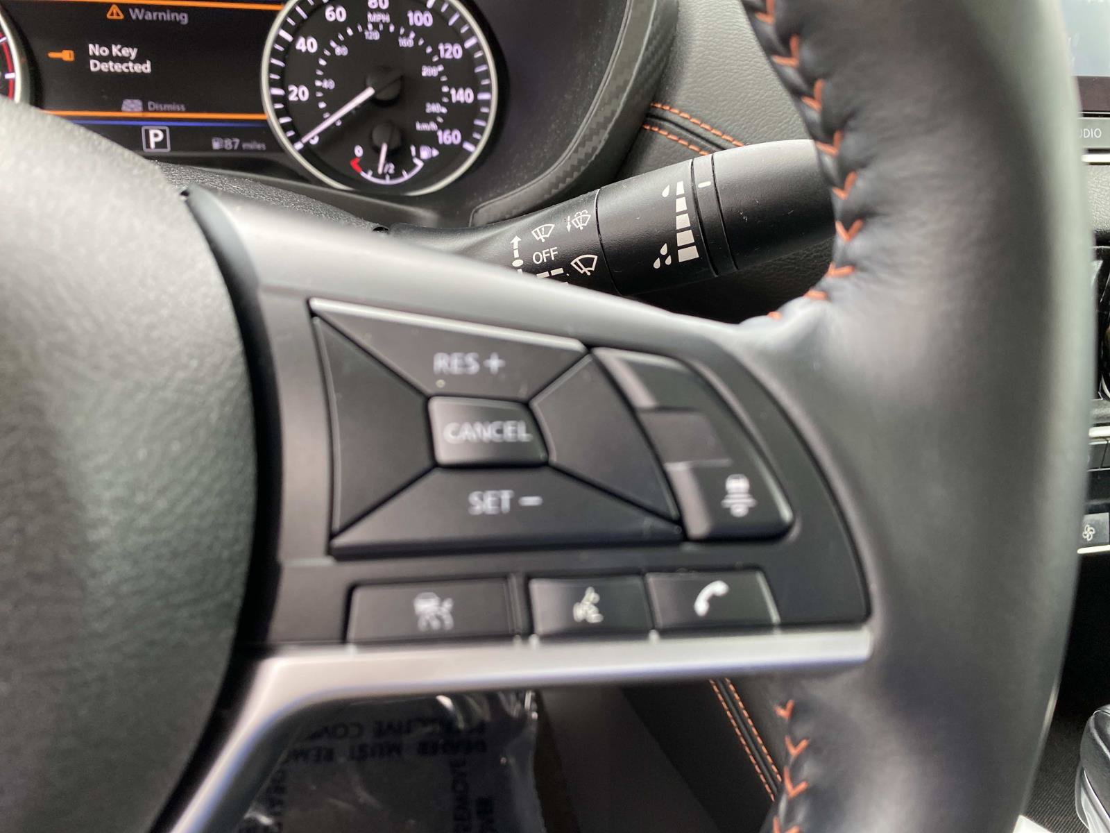 Used 2023 Nissan Sentra SR w/ SR Premium Package FWD image 18
