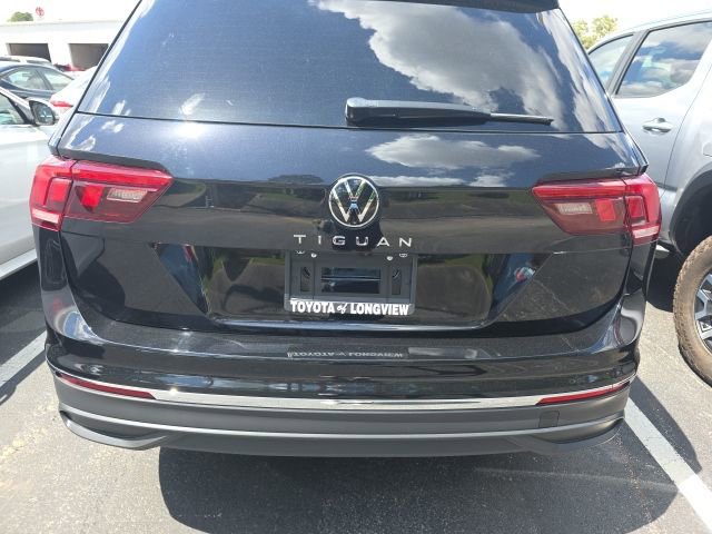 Used 2024 Volkswagen Tiguan S FWD image 8