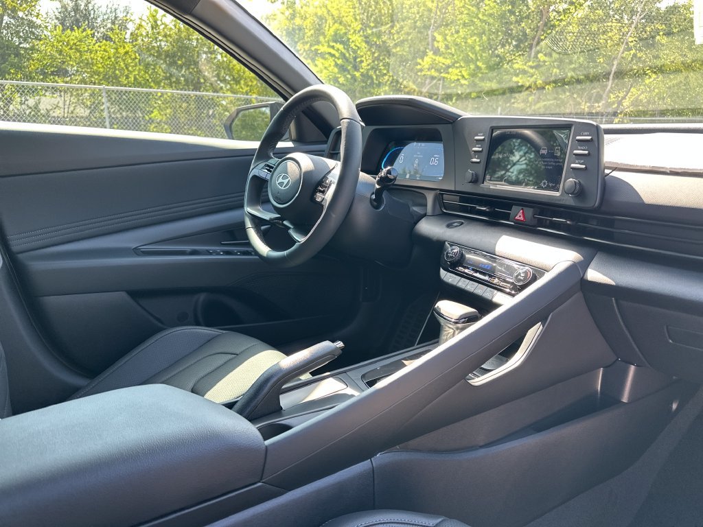 New 2026 Hyundai Elantra SEL Sport FWD image 28