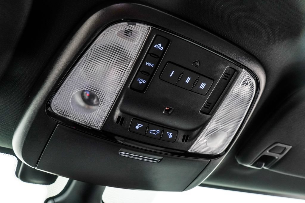 Used 2024 Dodge Durango GT AWD/4WD image 42
