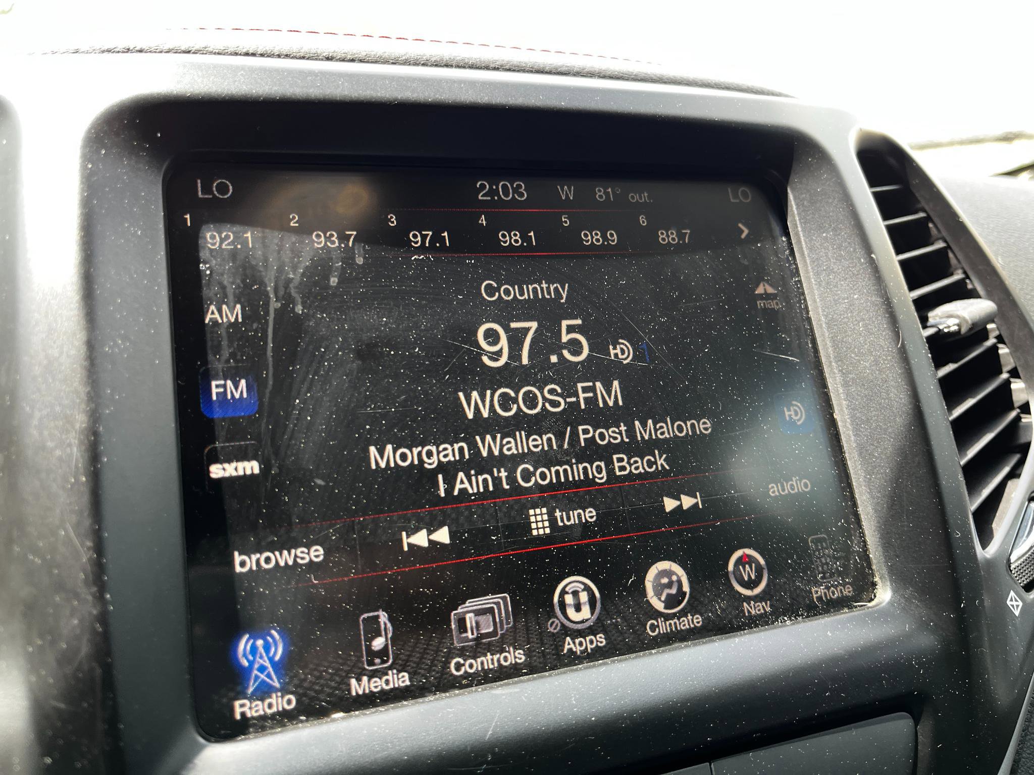 Used 2017 Jeep Cherokee Trailhawk w/ Comfort/Convenience Group image 31