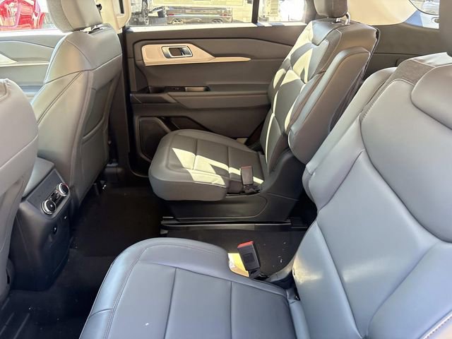 New 2026 Ford Explorer Active w/ Active Comfort Package image 19