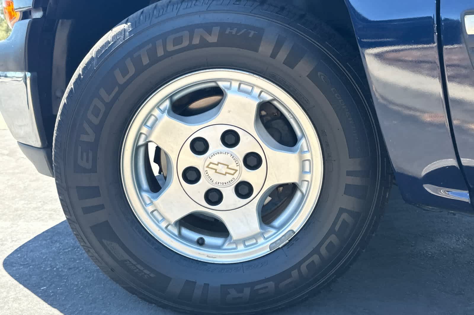 Used 2001 Chevrolet Silverado 1500 LS w/ Firm Ride Suspension Pkg RWD image 27