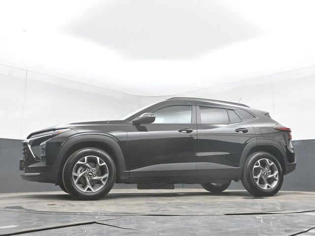 Used 2026 Chevrolet Trax LT w/ Driver Confidence Package FWD image 43