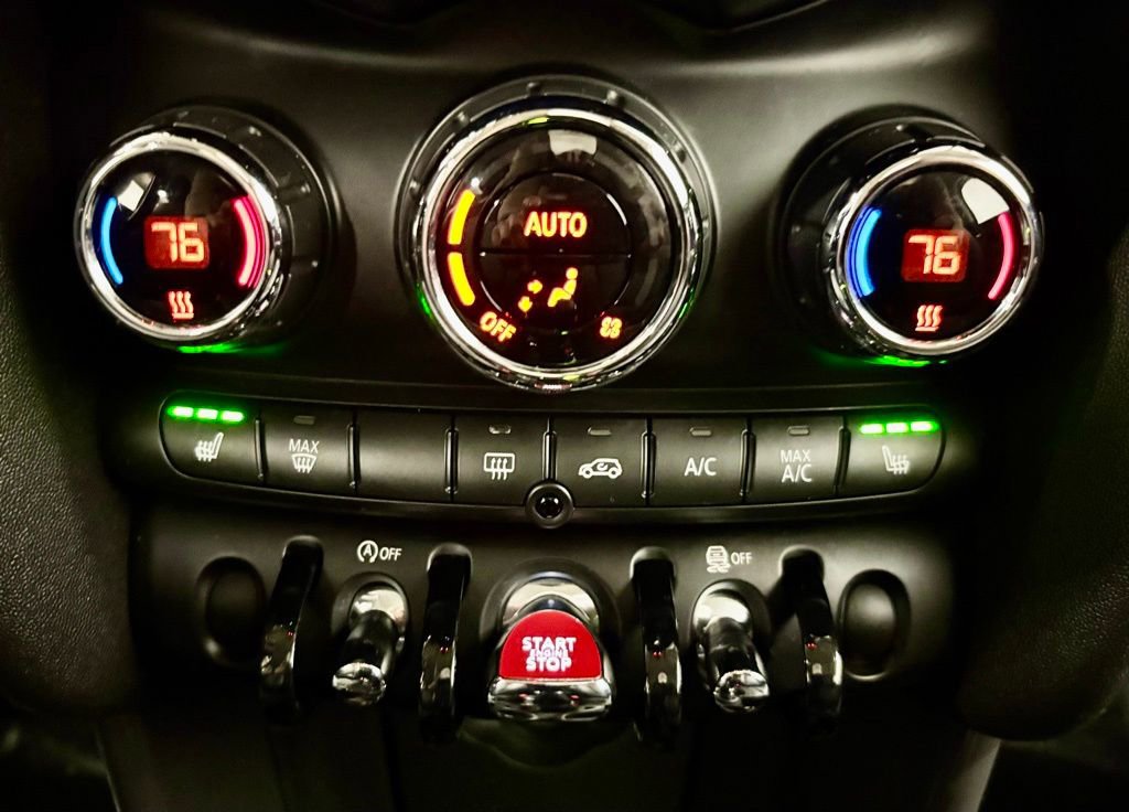 Used 2017 MINI Cooper 2-Door Hardtop image 29