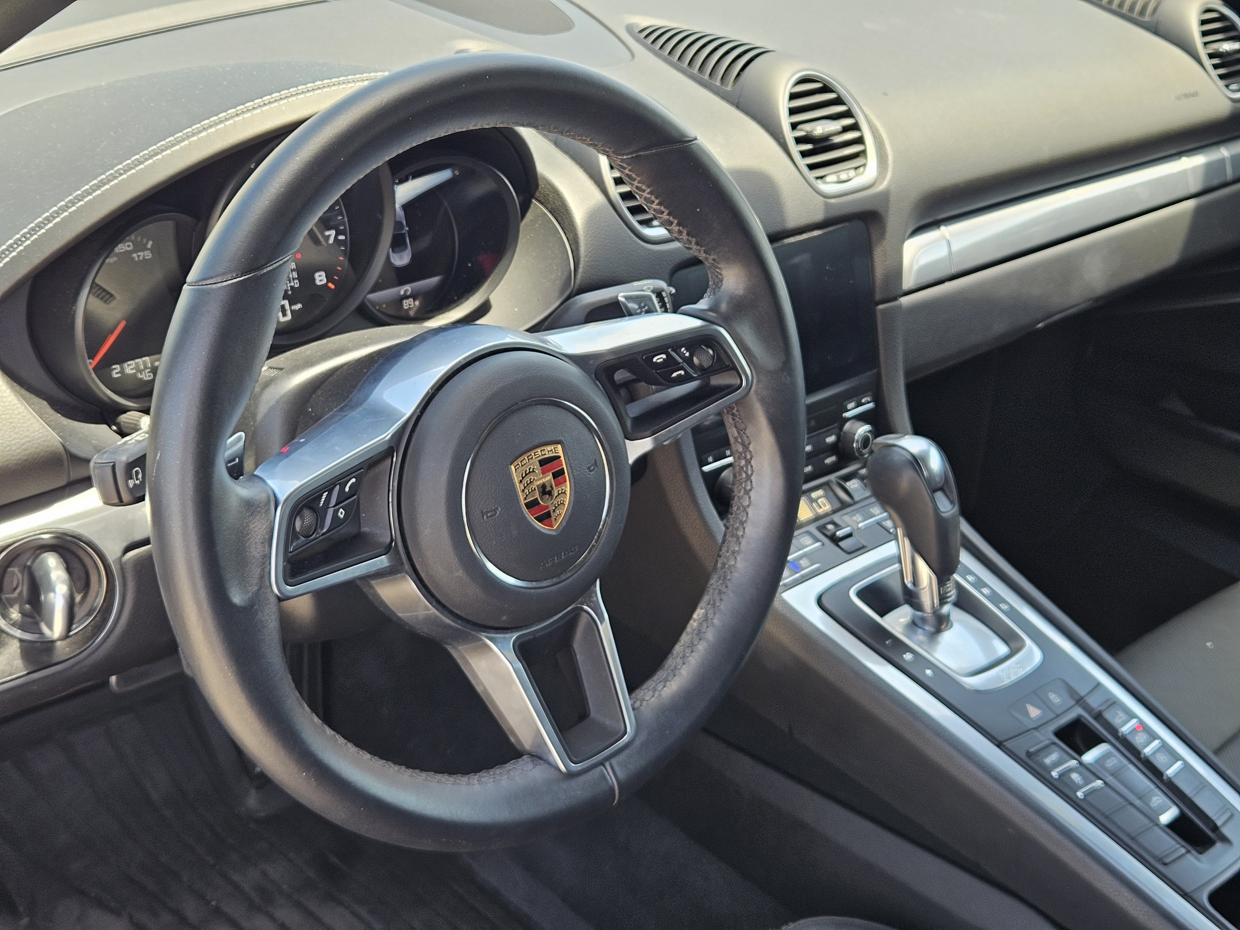 Certified 2024 Porsche 718 Boxster RWD image 27