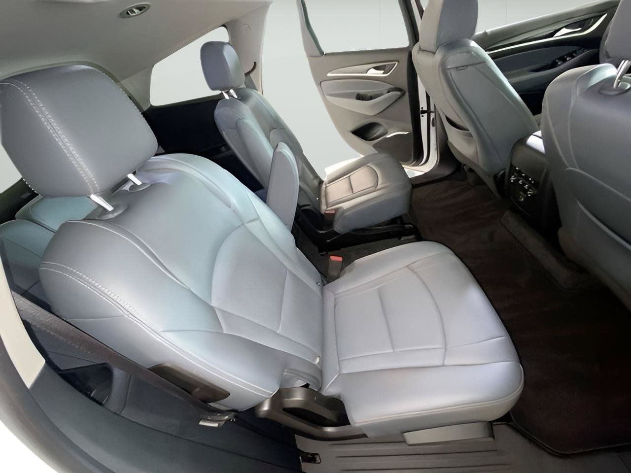 Used 2020 Buick Enclave Essence FWD image 13