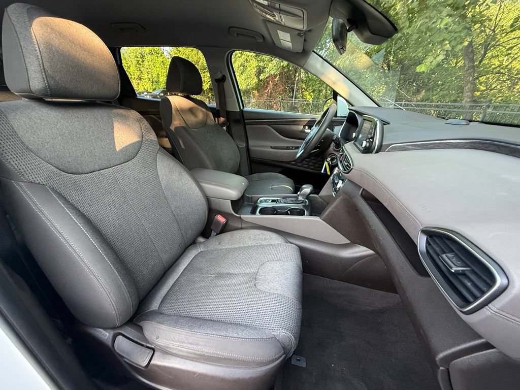 Used 2019 Hyundai Santa Fe SE AWD/4WD image 30