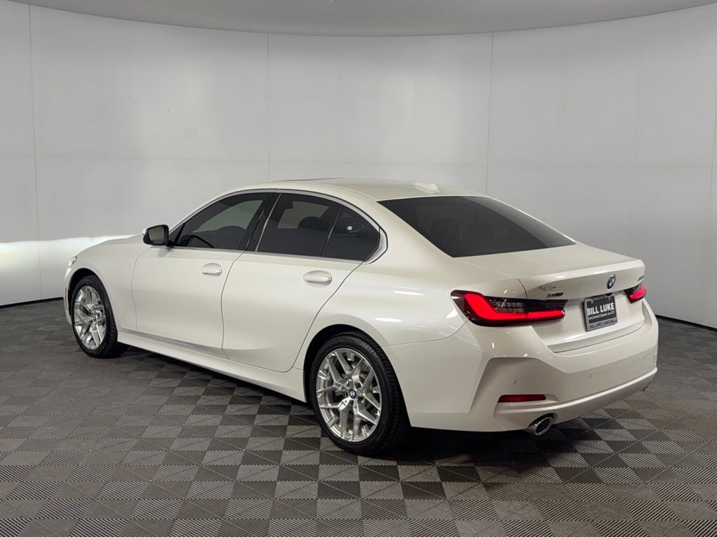 Used 2026 BMW 330i xDrive Sedan AWD/4WD image 9