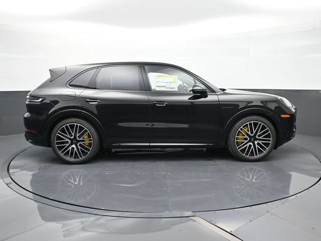 New 2026 Porsche Cayenne Turbo AWD/4WD image 27