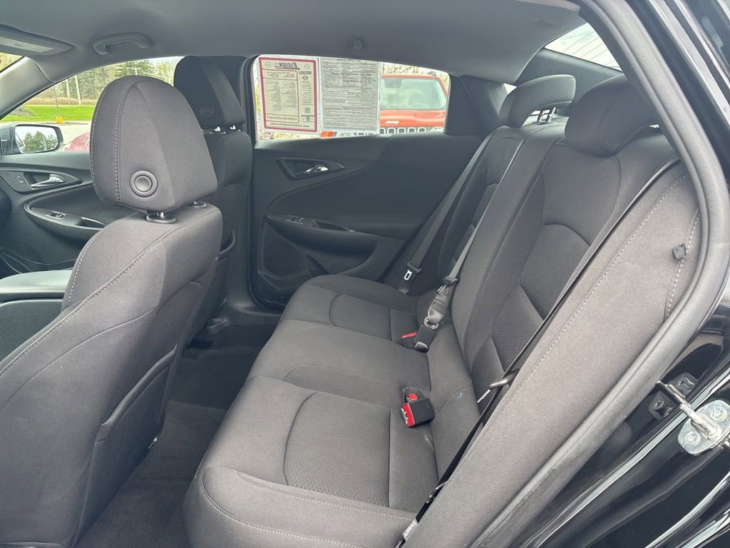 Used 2021 Chevrolet Malibu LS FWD image 15