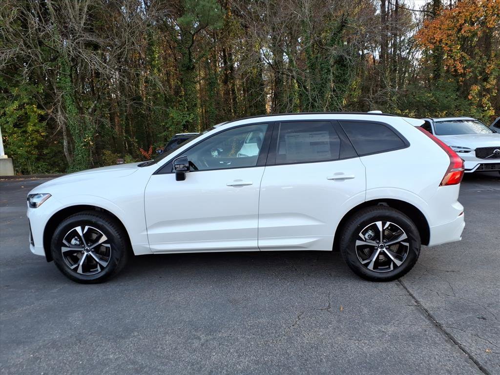 New 2026 Volvo XC60 B5 Core w/ Climate Package image 8