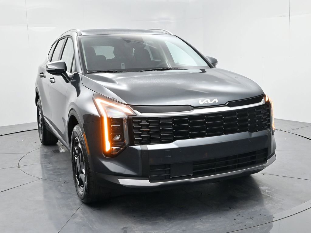 New 2026 Kia Sportage EX image 2