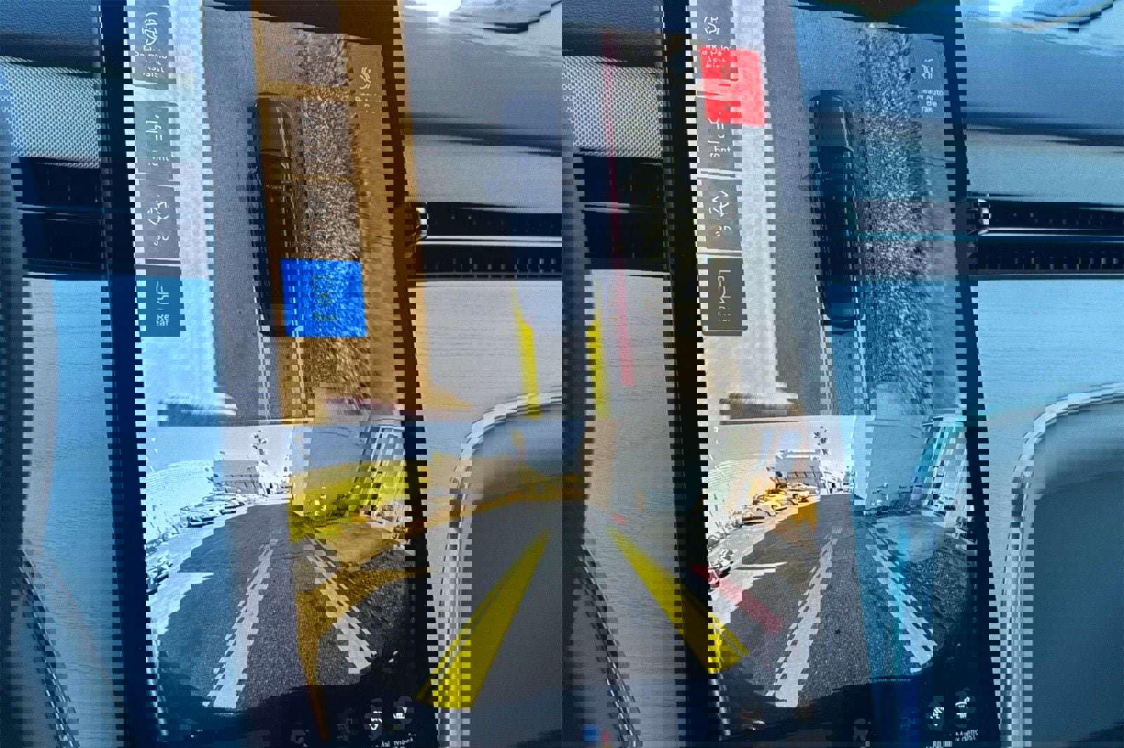 New 2025 Volvo EX90 Plus image 20