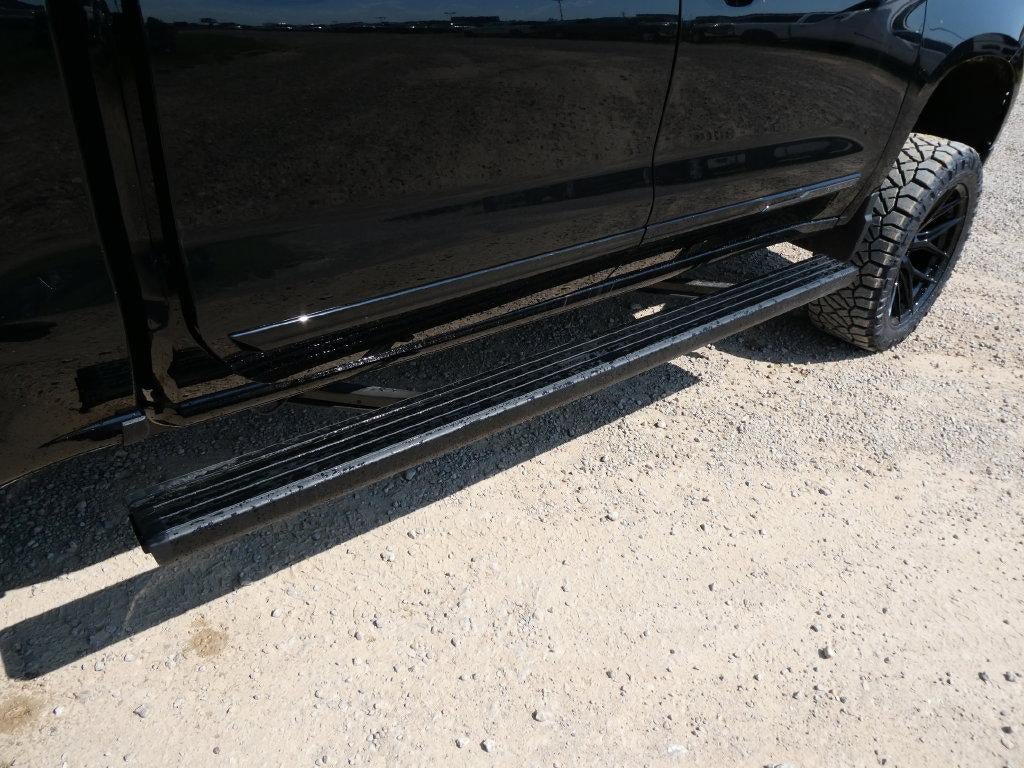 New 2026 Chevrolet Silverado 1500 High Country w/ Midnight Edition AWD/4WD image 10