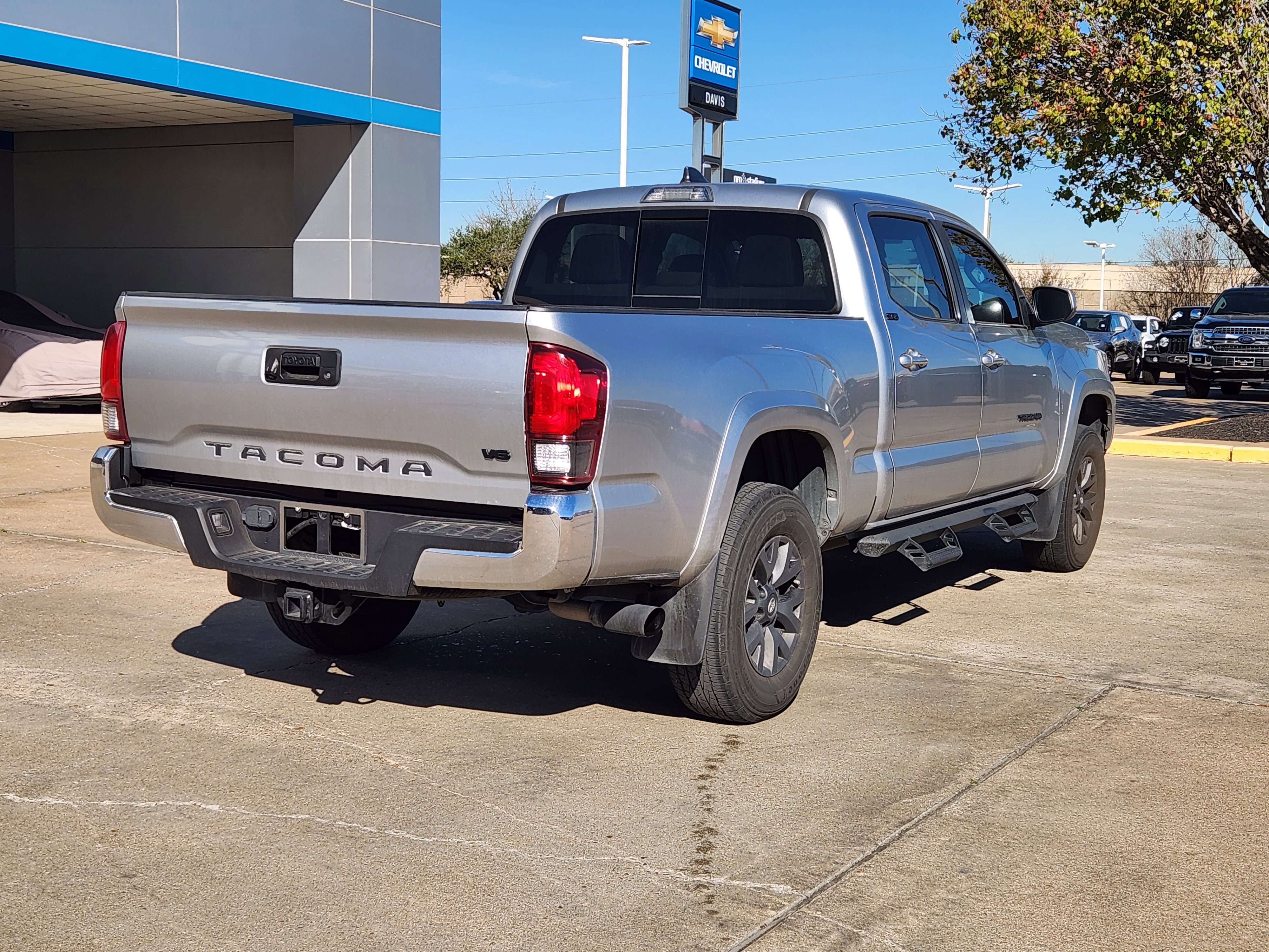 Used 2023 Toyota Tacoma SR5 image 5