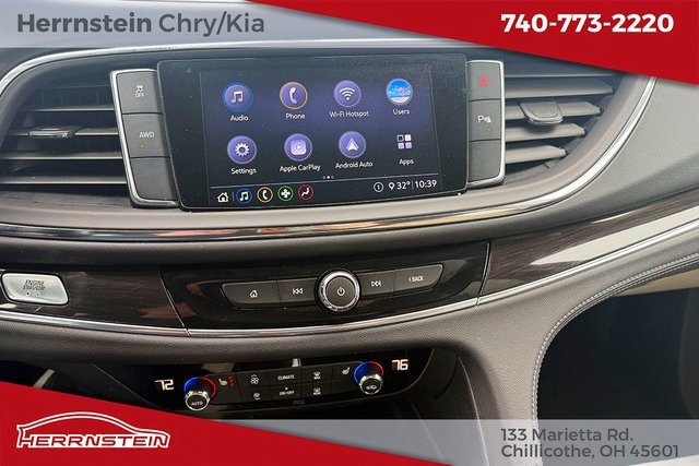 Used 2021 Buick Enclave Essence image 18