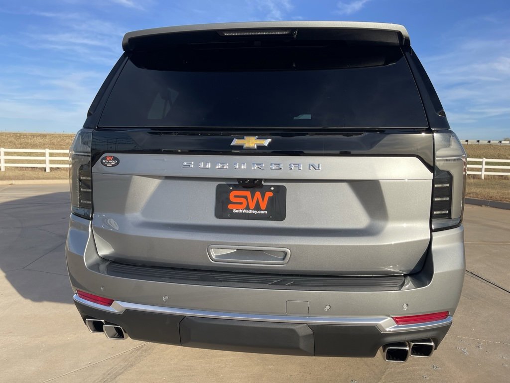 New 2026 Chevrolet Suburban High Country image 4