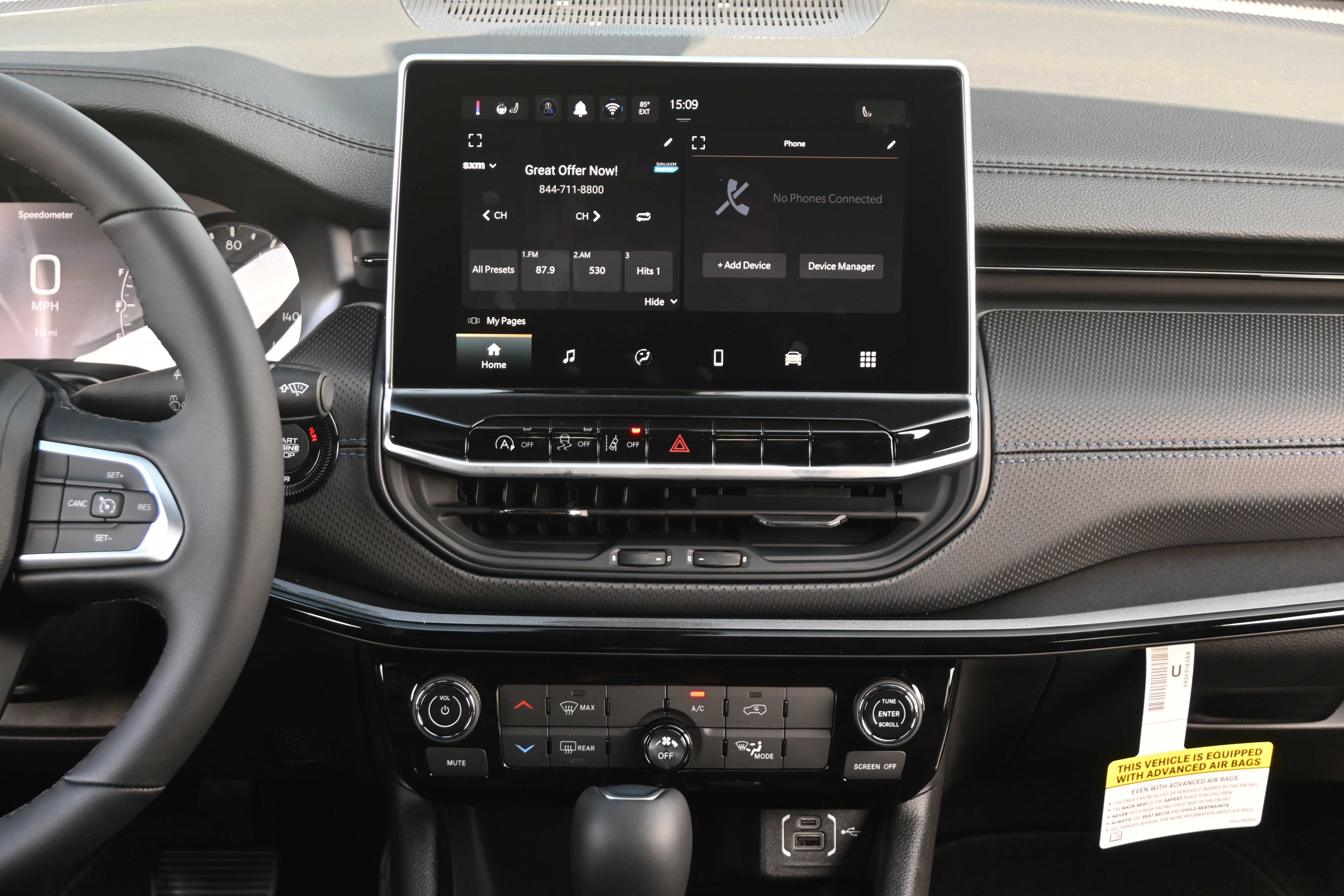 New 2026 Jeep Compass Latitude AWD/4WD image 30