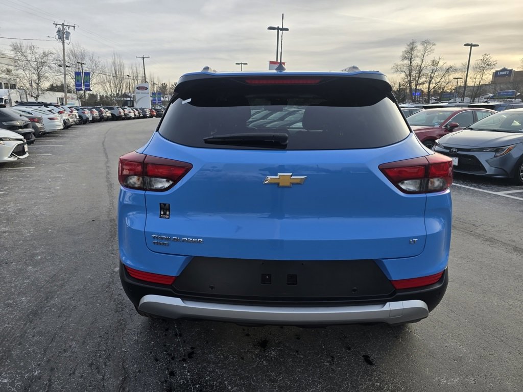 Used 2024 Chevrolet TrailBlazer LT w/ Driver Confidence Package image 6