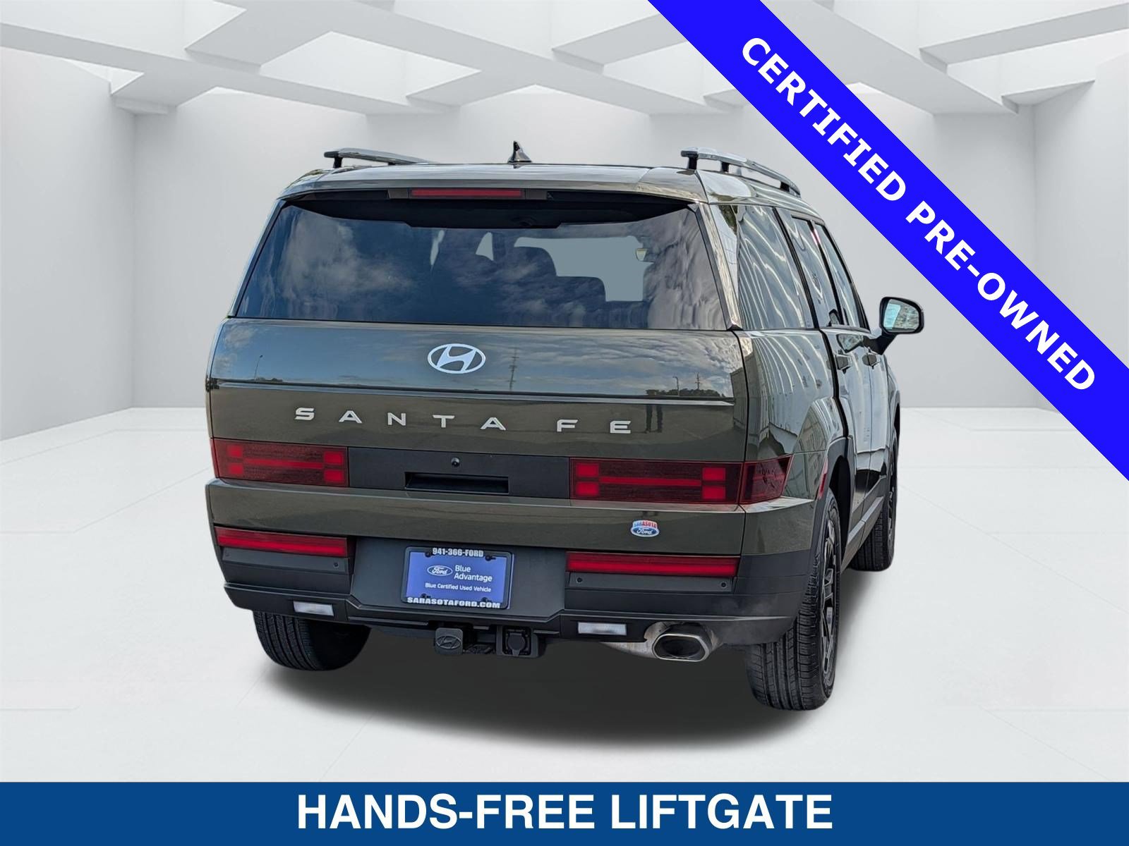 Used 2025 Hyundai Santa Fe SEL image 4