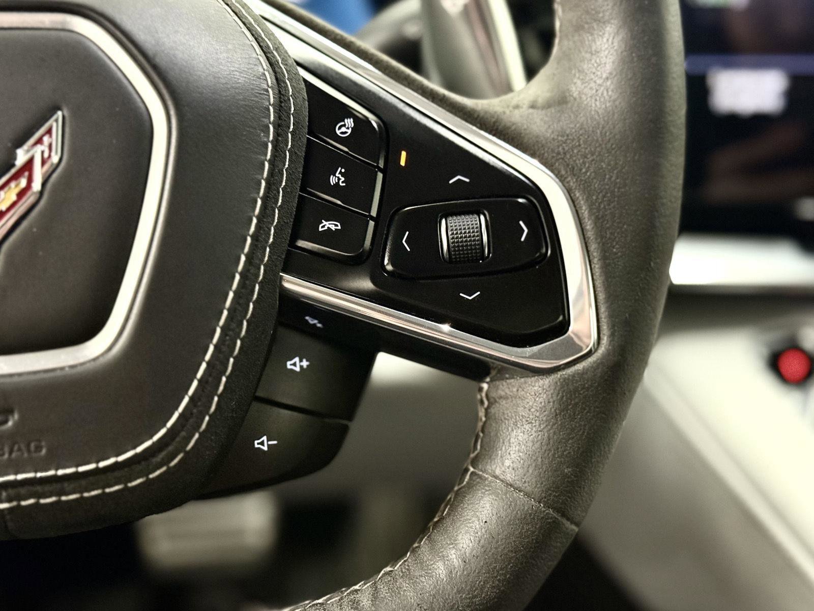 Used 2020 Chevrolet Corvette Stingray Premium Conv w/ 3LT Preferred Equipment Group RWD image 18