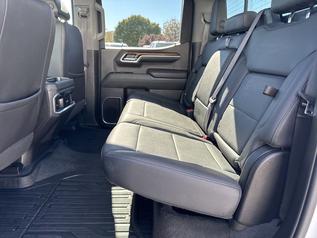 Used 2022 GMC Sierra 1500 Elevation w/ Elevation Premium Package image 19