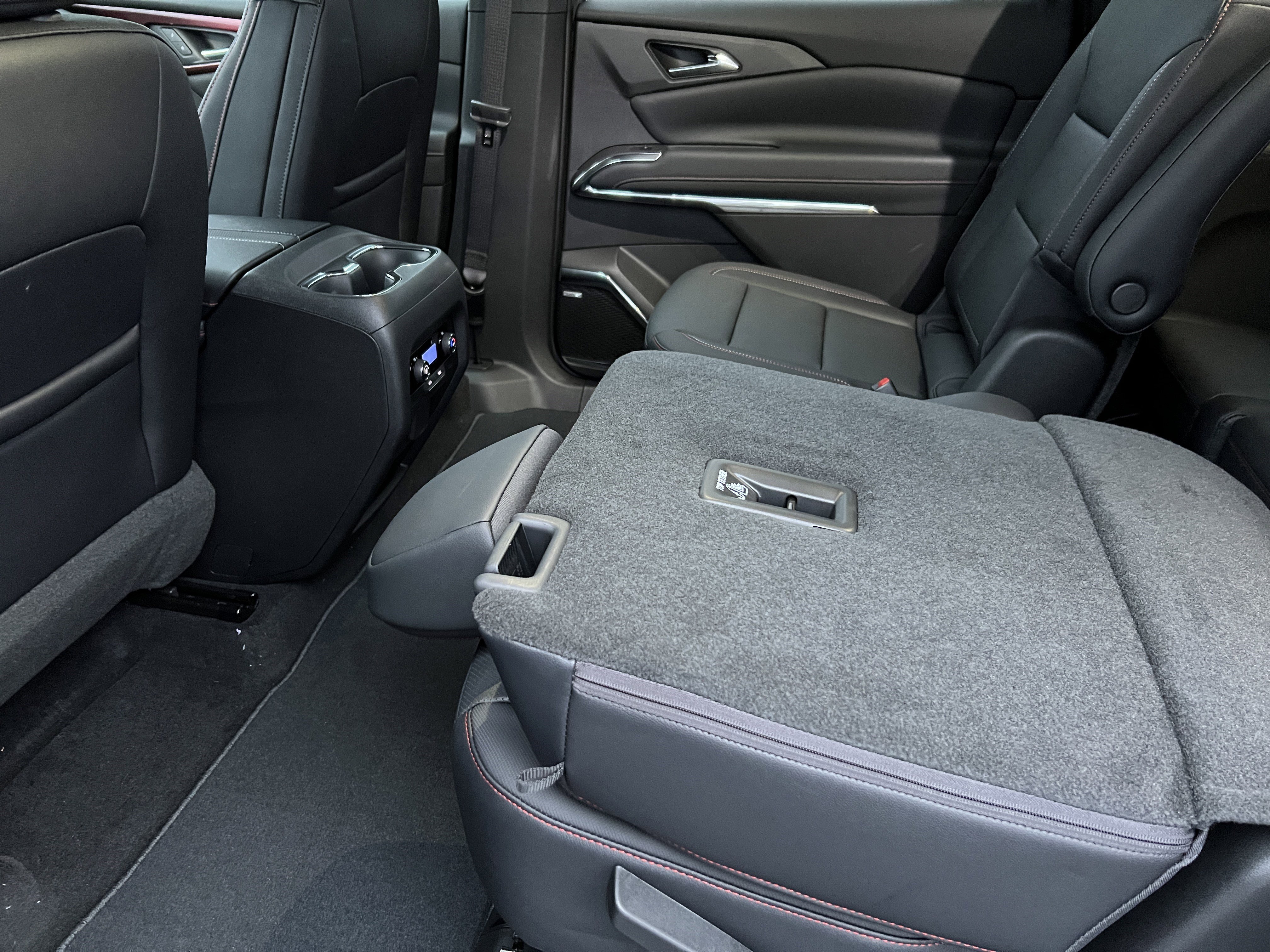 New 2026 Chevrolet Traverse Z71 w/ Enhanced Driving Package image 18