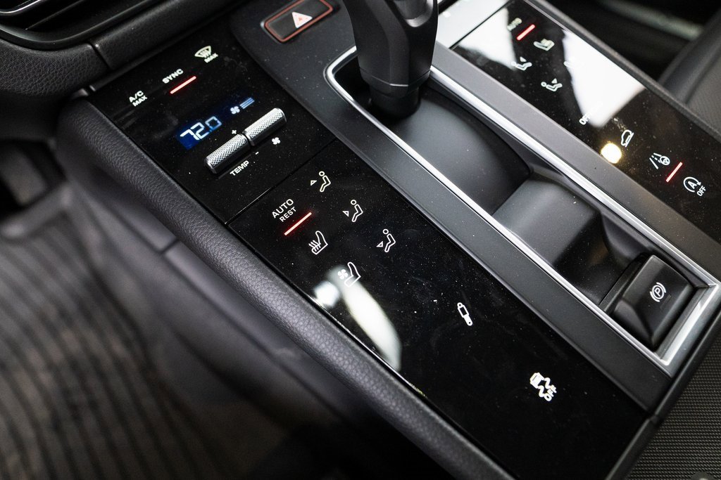 New 2026 Porsche Macan S image 24