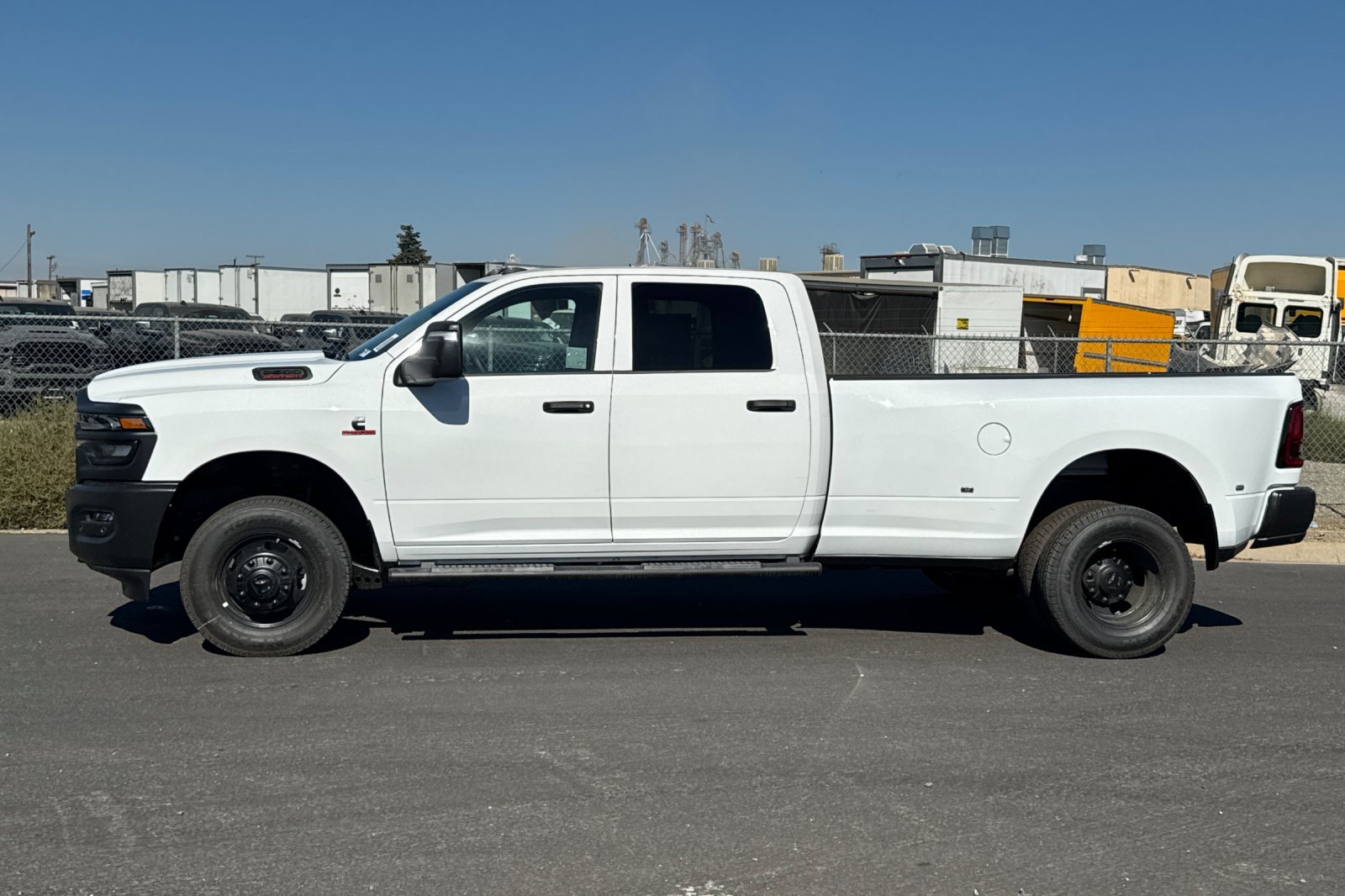 New 2027 RAM 3500 Tradesman AWD/4WD image 6