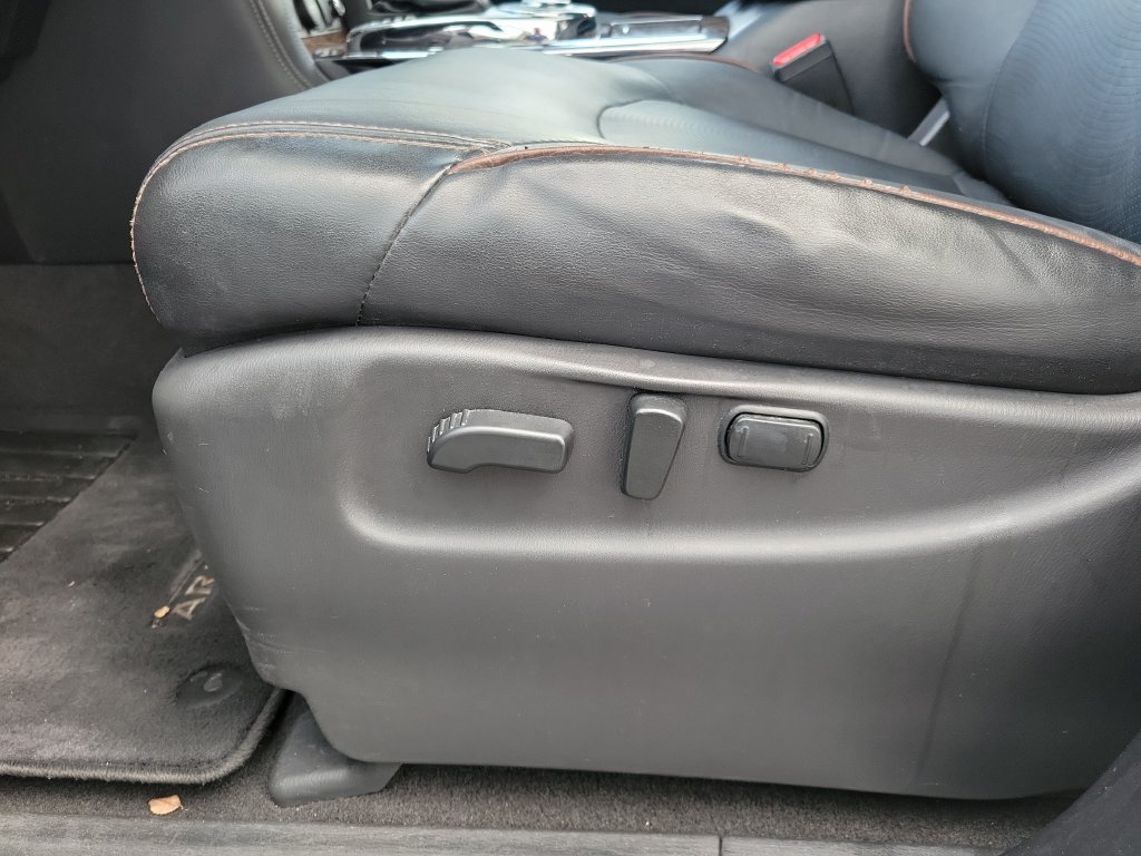 Used 2019 Nissan Armada Platinum RWD image 30