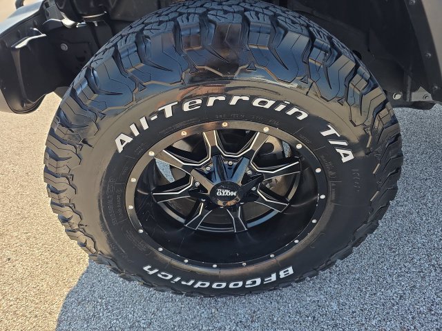 Used 2021 Jeep Wrangler Unlimited Sport AWD/4WD image 17