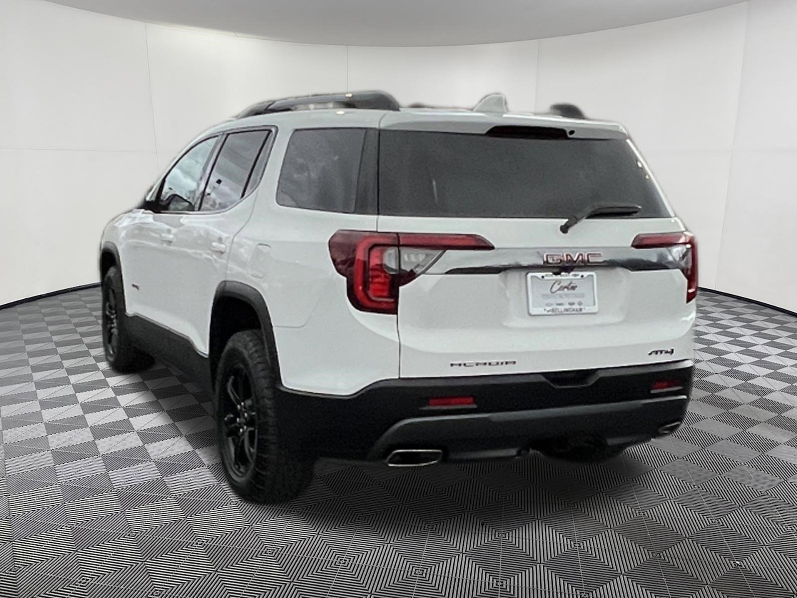 Used 2023 GMC Acadia AT4 w/ Trailering Package image 4