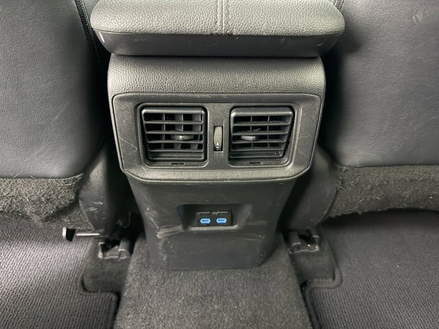 Used 2022 Toyota RAV4 XLE Premium image 34