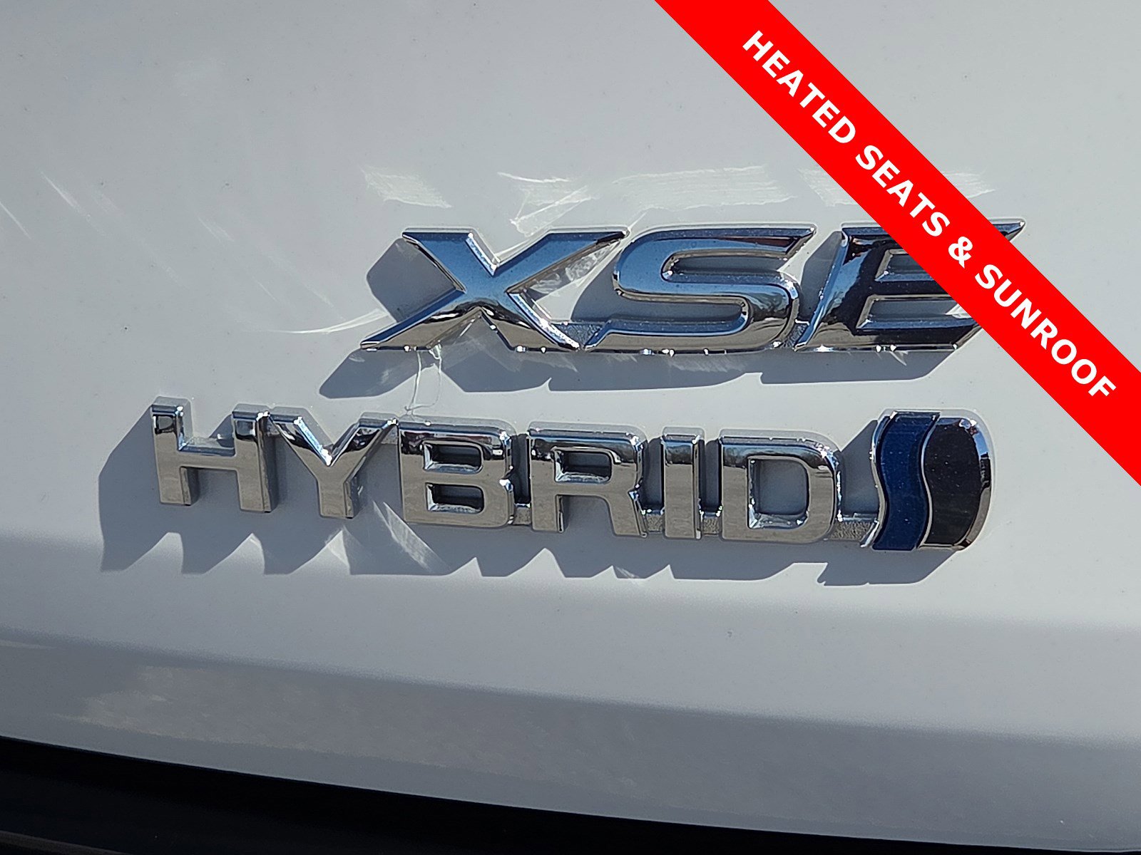 Used 2023 Toyota Sienna XSE w/ XSE Plus Package image 8