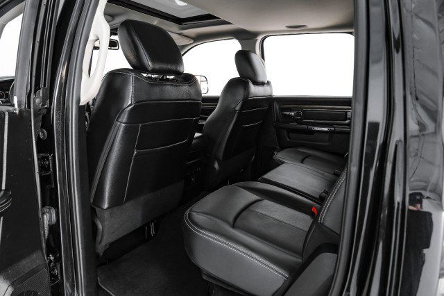 Used 2018 RAM 1500 Laramie image 33