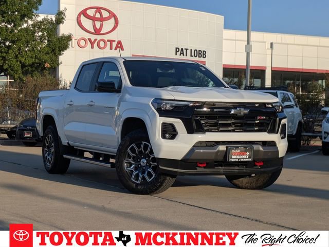 Used 2023 Chevrolet Colorado Z71 w/ Z71 Convenience Package 2