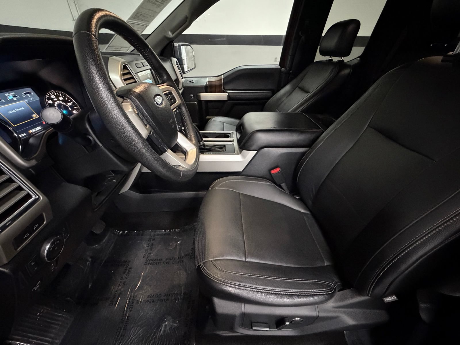 Used 2015 Ford F150 Lariat RWD image 22