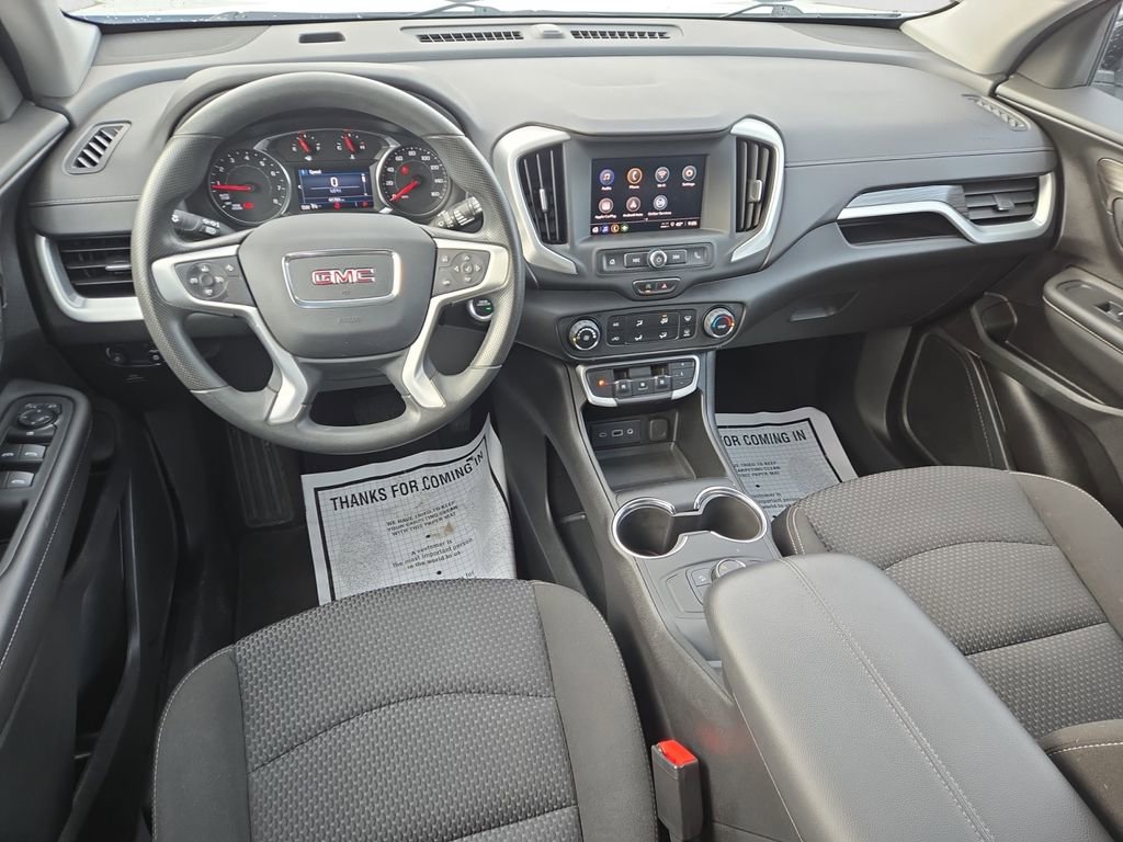 Used 2023 GMC Terrain SLE image 17