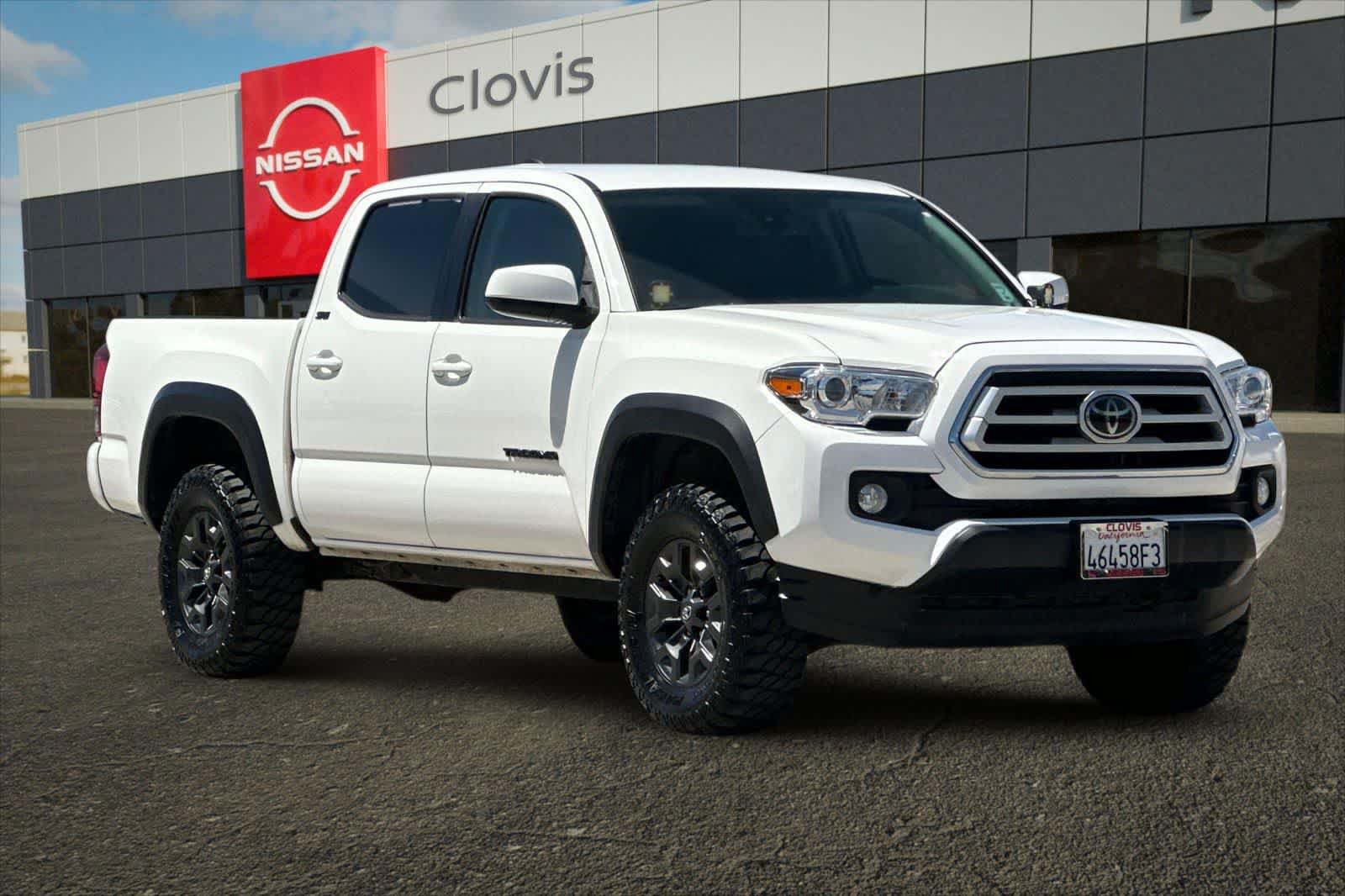 Used 2021 Toyota Tacoma SR5 w/ Trail Edition AWD/4WD image 10