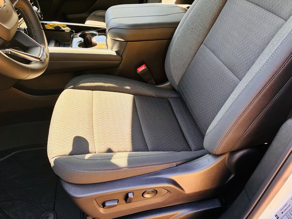 New 2026 Chevrolet Tahoe LS w/ LPO, Dark Essentials Package RWD image 25