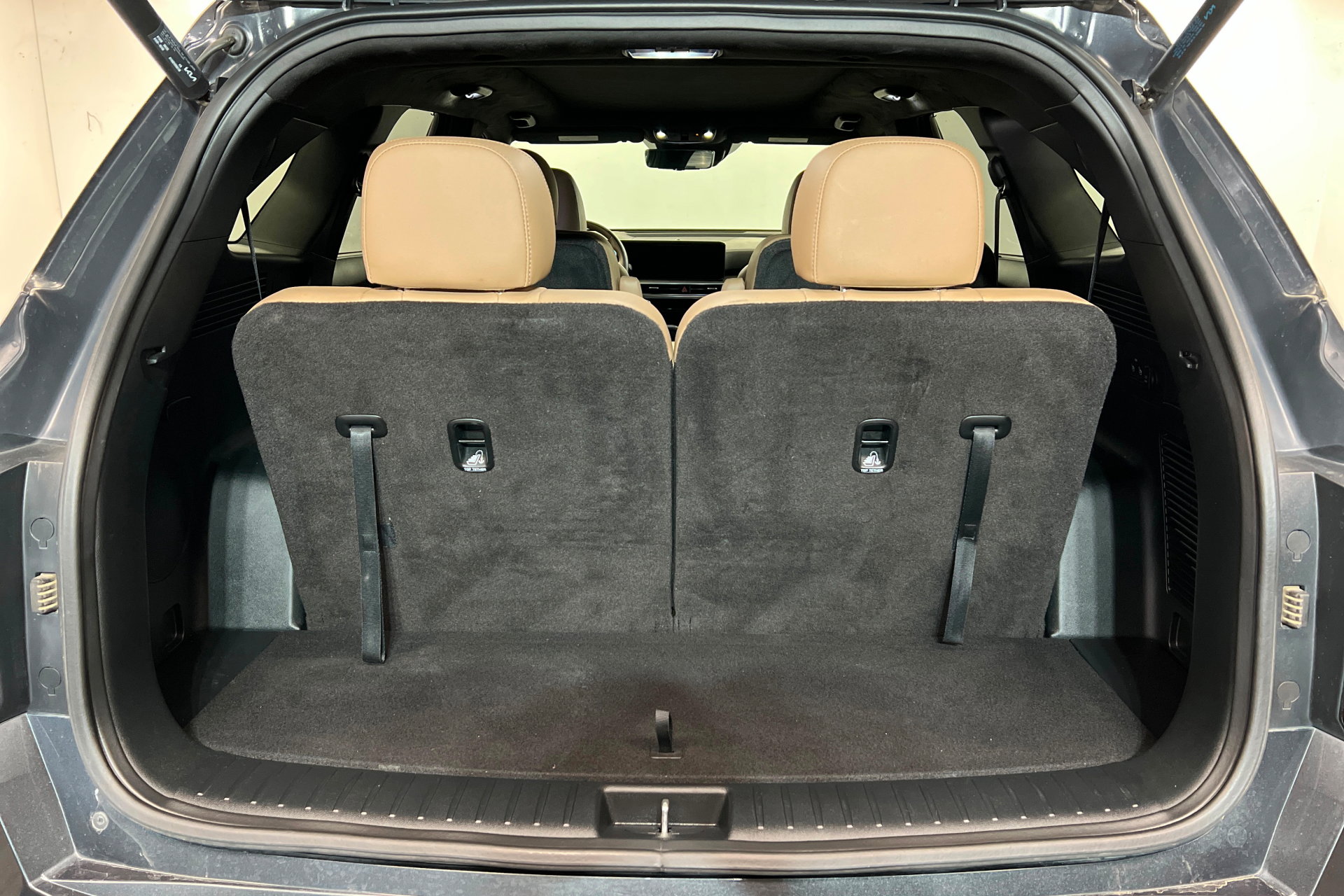 Used 2024 Kia Sorento SX Prestige w/ Olive Brown Leather Package image 24