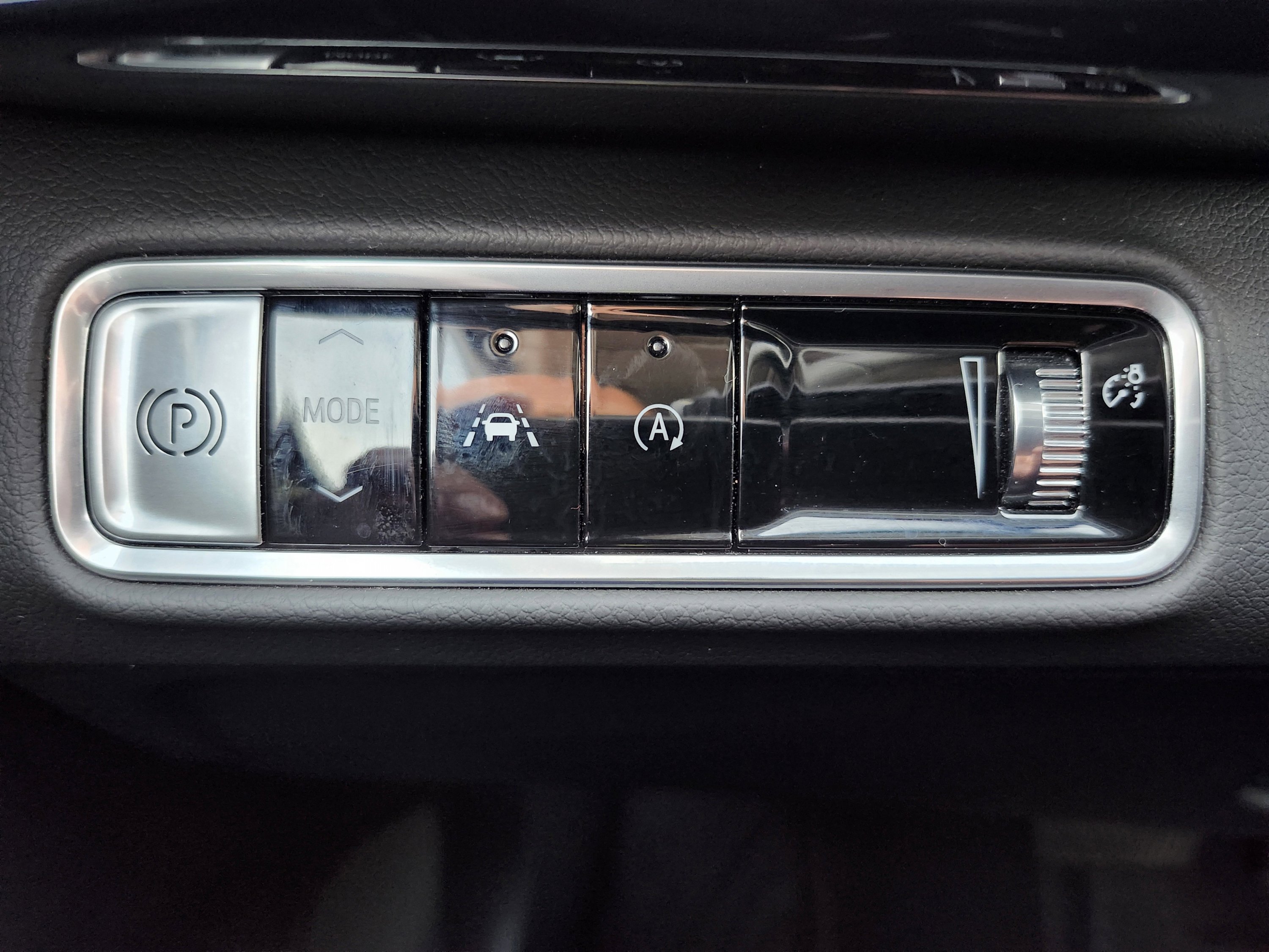 Used 2025 Buick Envision Preferred image 17