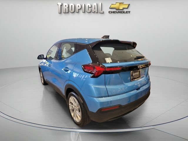 New 2027 Chevrolet Bolt LT w/ Comfort Package FWD image 2